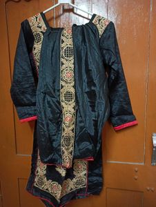 Embroidered Black Kurta