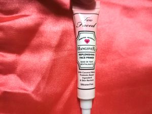 Too Faced Hangover Primer