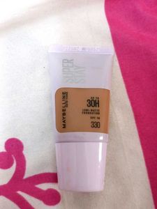Maybelline lumi matte foundation