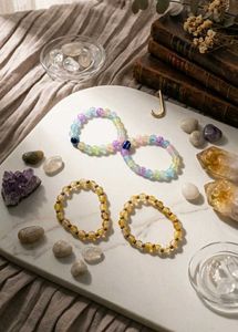 4 bracelets