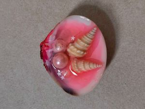 Unique Seashell fridge magnet with Pearls