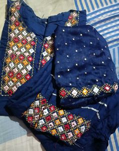 Embroidered Kurta Set