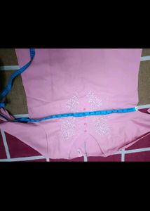 Pink Embroidered Kurta/ Tunic in L 40 size