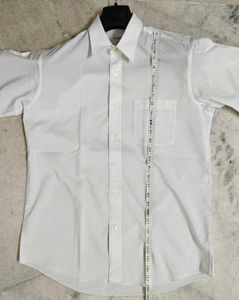 ARROW Men's Classic White Short Sleeve Shirt
