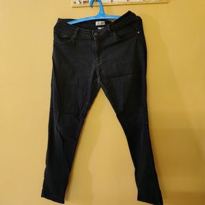 DNMX BLACK DENIM JEANS