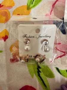 hair clip,earrings posters