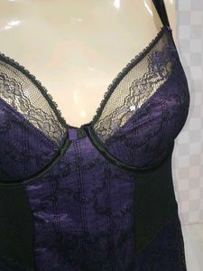 (700)Lace Trim Cami Top