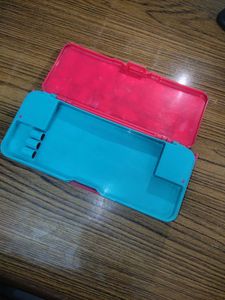 Aesthetic Pencil Box With Cartoon and Black Lines
