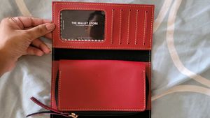SALE 🥳🥳🥳 fixed price..Solid Red Wallet Multipur