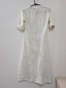 size-xs Fusion White Kurta with Subtle Sparkle