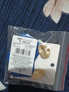 Stylish Pair of Earrings