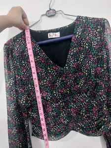 Floral Print Ruched V-Neck Top