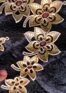 Ad jewellery necklace.American dimond Stunning Flo