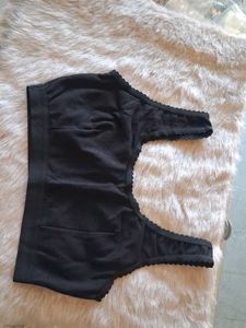 Comfortable Black Sports Bra