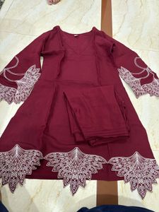 Maroon Kurta Set with White Embroidery