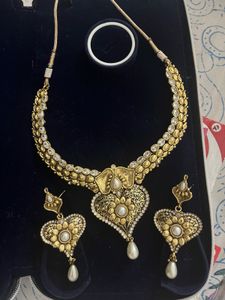 Pearl Drop Necklace And Earrings Set