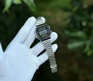 Vaintag Wrist Watch For Unisex
