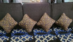 4 Pack New Pillows (New tag)