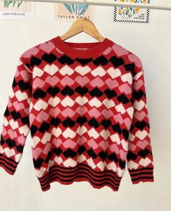 Pinteresty Heart Sweater