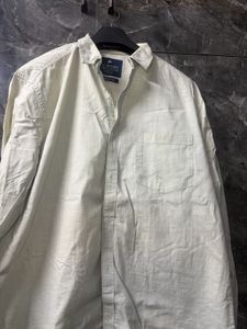 Solid Off-White Shirt for Women’s | Lightly Used ✨