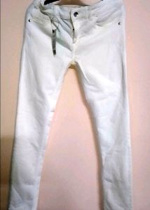 New White Jeans Pant For Girls Branded