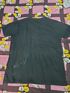London Hills Black T-Shirt