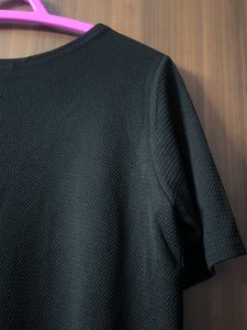 Black Short Sleeve Flared Dress