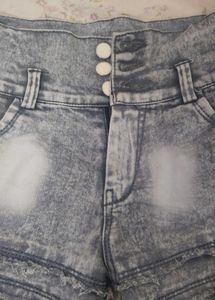 Acid Wash Denim High-Waisted Shorts for girls