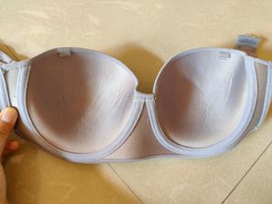 Quttos Seamless T-Shirt Bra with Adjustable Straps