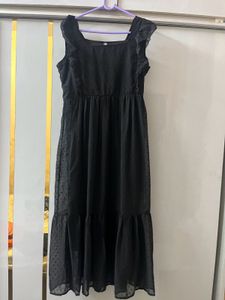 Chic Black Ruffle Dress