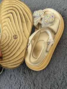 mixed shoes in size 9 / 27 for baby girls