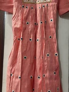 Elegant Peach Embroidered Kurta