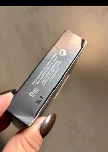 Fenty Beauty  Duo highlighter