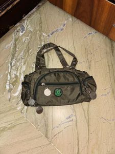 🌸Olive Green Sling bag