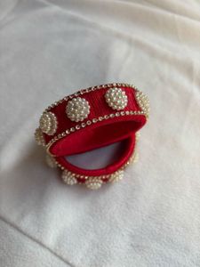 Red &amp; Pearl Bangle Set