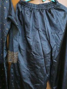 Elegant Navy Blue Kurta Set