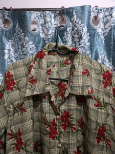 combo of 2 vintage tops