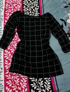 Black &amp; White Checkered Tunic Top