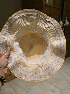 Cute Straw Hat with Flower Detail