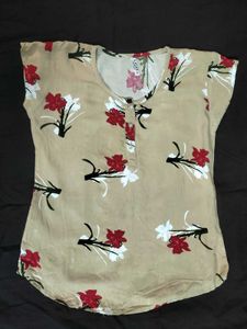@99 Nude Floral Top