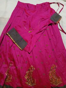 Price drop🩷 Stitched Pink Lehenga & Blouse Set