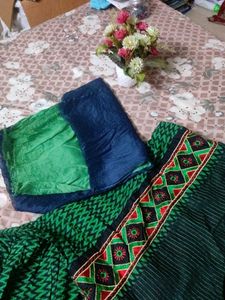 Green Ethnic Kurta Set