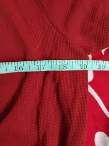 women side cut red top