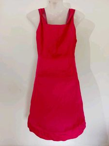 Chic Pink Bow Detail Dress