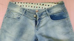 Recap Light Indigo Jeans