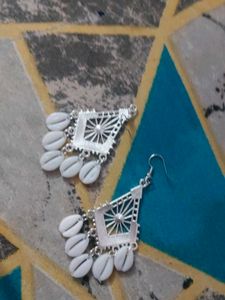 Boho Cowrie Shell Dangle Earrings