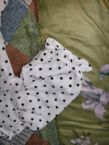 Chic Polka Dot Puff Sleeve Top