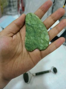 Jade Roller &amp; Gua Sha Set