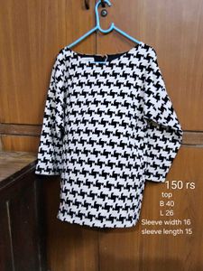 Chic Houndstooth Print Top