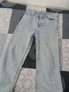 Light Wash Wide Leg Jeans